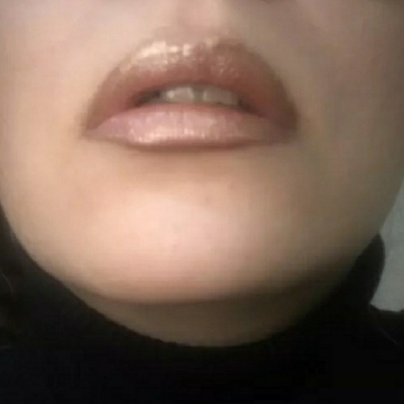 Sold Out!!!18hr Luxury Longwear Lipcolor ~Rose Taupe #06 - Picture 6 of 8
